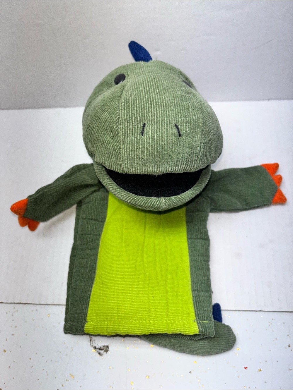Gund AAAH Dinosaurs Green Dinosaur Hand Puppet